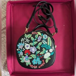 NWOT Floral Crossbody